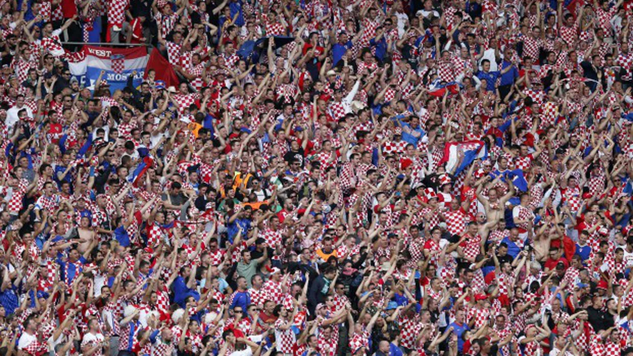 Fanii croați nu sunt doar violenți, ci și simpatici. Ce mesaj i-au dedicat aceștia lui Cristiano Ronaldo (FOTO)