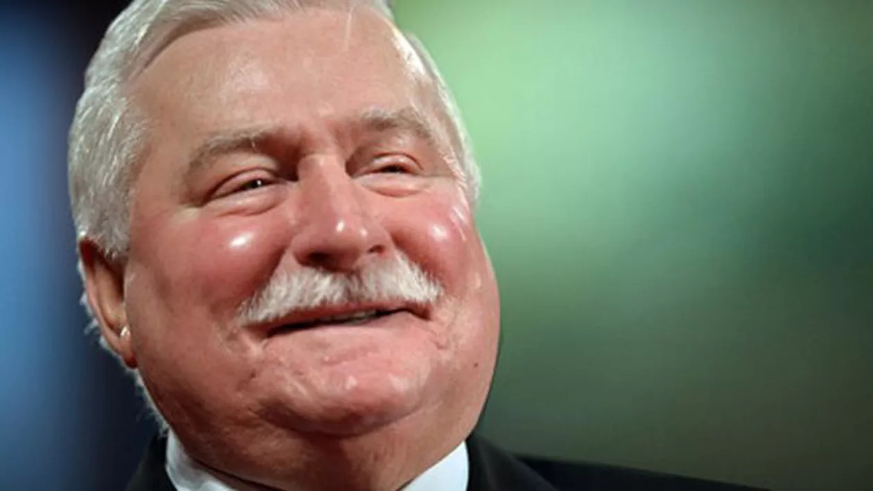 Fostul președinte al Poloniei Lech Walesa: "Aș doborî avioane rusești ce zboară deasupra navelor americane"