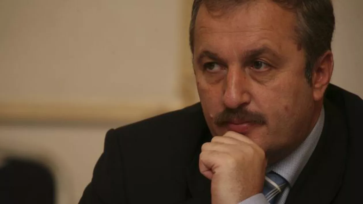 Vasile Dîncu recomandă parteneriatele: Primarii spun, de multe ori, că sunt prea mici pentru proiecte mari