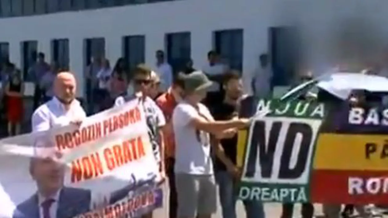 Vicepremierul Rusiei, Dmitri Rogozin, a fost huiduit la Chişinău (VIDEO)