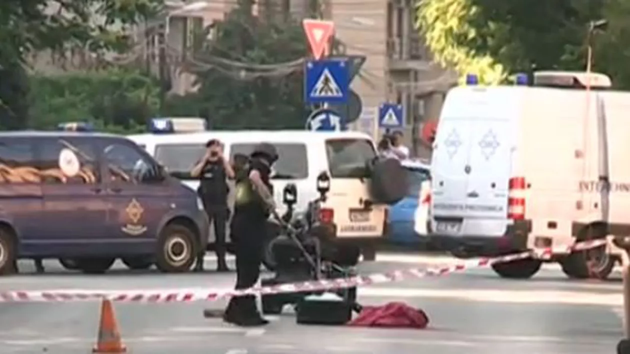 Un pachet suspect a fost găsit în apropiere de reședința ambasadorului Tunisiei din Capitală: Alerta s-a dovedit a fi falsă (VIDEO)