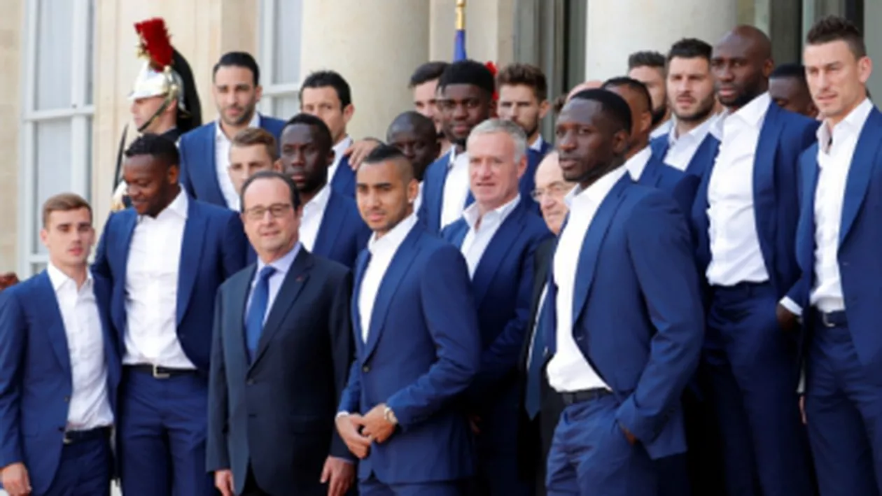 Vicecampionii Europei, primiți cu mare fast de președintele Francois Hollande la Palatul Elysee (VIDEO + FOTO)