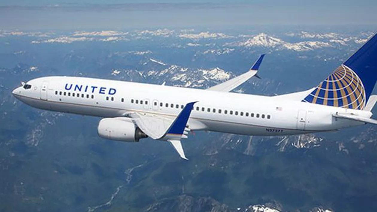 Un avion ce efectua un zbor pe ruta Londra-Chicago a fost nevoit să facă o aterizare de urgență în Scoția