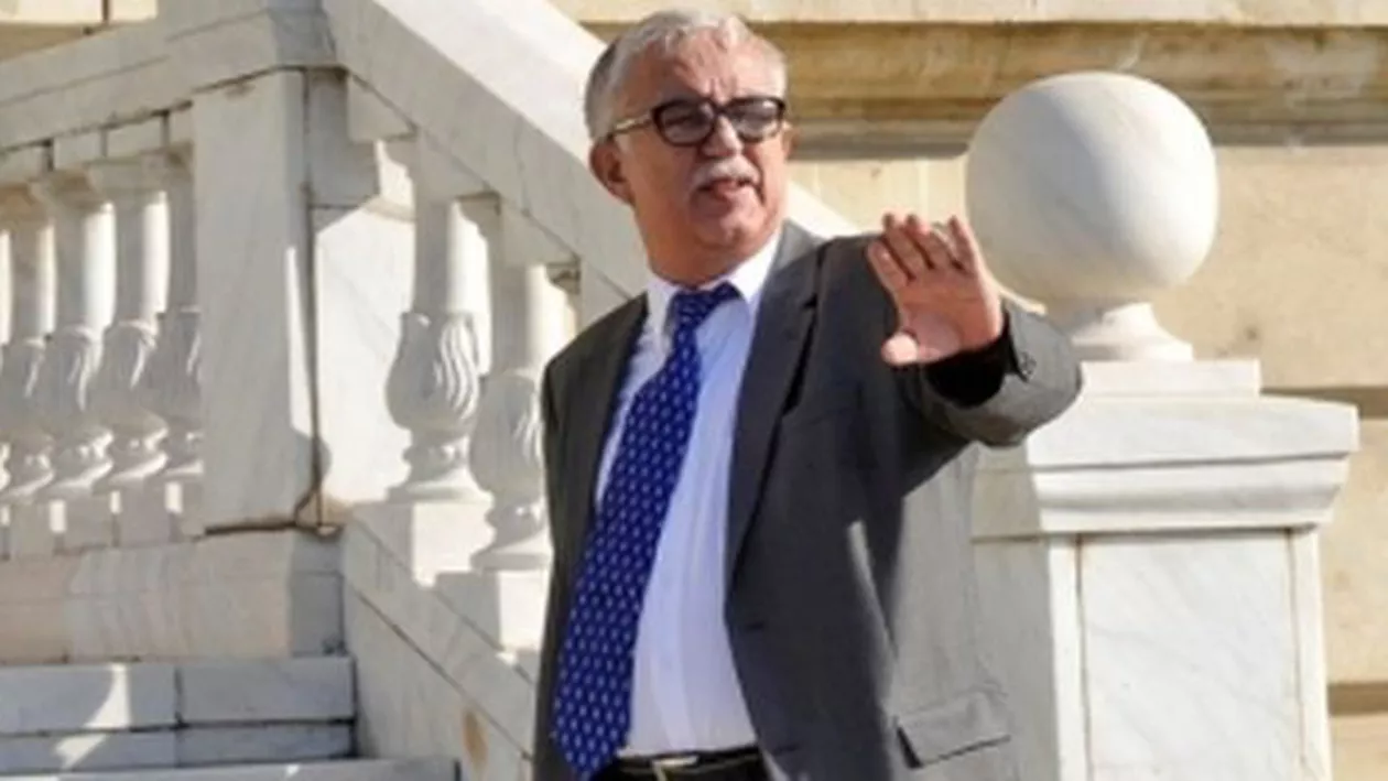 Augustin Zegrean: ”Poate mă plictisesc acasă și mă duc să fac politică”. Ce părere are fostul președinte CCR despre campaniile electorale din prezent