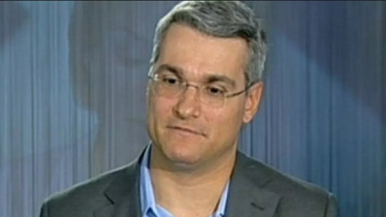 Ministrul Muncii, Dragoș Pâslaru, s-a prezentat luni la DIICOT pentru a oferi lămuriri privind suspiciunile de trafic de copii din orfelinate (VIDEO)