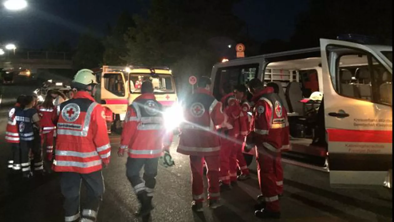 Posibil atentat islamist într-un tren din Germania: Un adolescent afgan a atacat cu un cuțit și un topor mai multe persoane. Trei sunt în stare gravă. Atacatorul a fost împușcat mortal de polițiști (VIDEO)