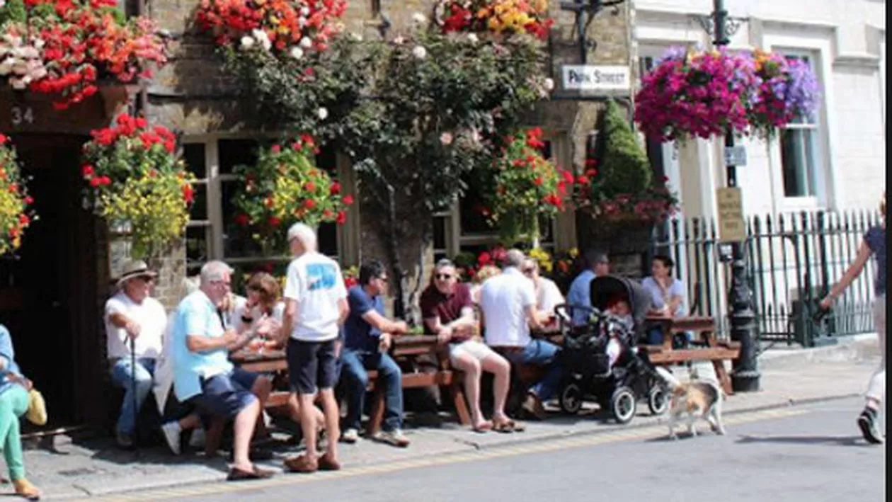 Un refugiat sirian a încercat să se omoare din cauza "plictiselii" din Scoția: Sunt deprimat, am băut o sticlă de whisky. E plin de bătrâni și nu se întâmplă nimic