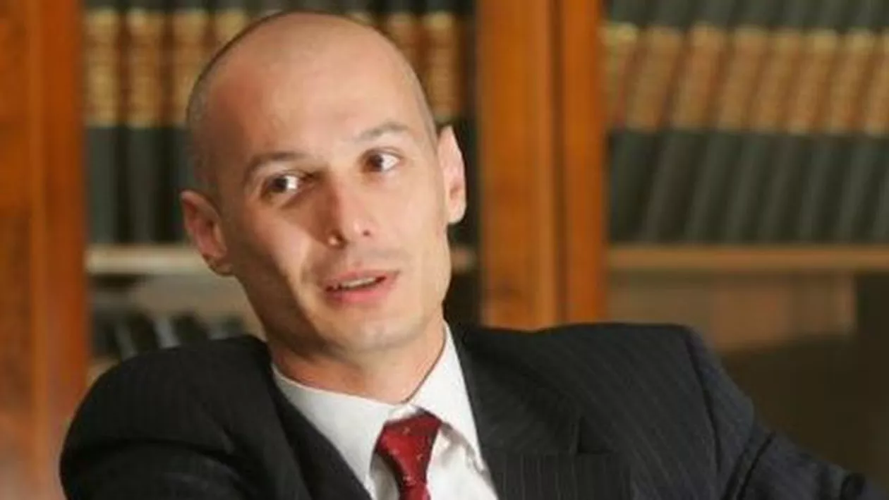 Bogdan Olteanu, la ieşirea din arest: Voi transmite cât de rapid demisia mea din conducerea Băncii Naţionale