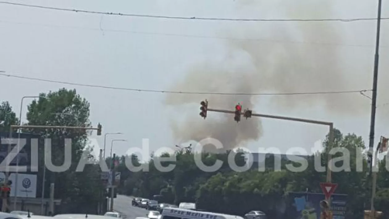 Panică în Constanța: Incendiu lângă o stație GPL (VIDEO)