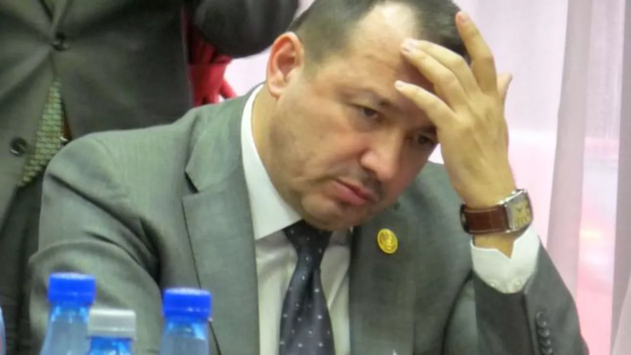 Un deputat susține că a fost ținta unui atac armat după ce a postat pe Facebook mesaje împotriva abuzurilor procurorilor și ambasadorilor (VIDEO)