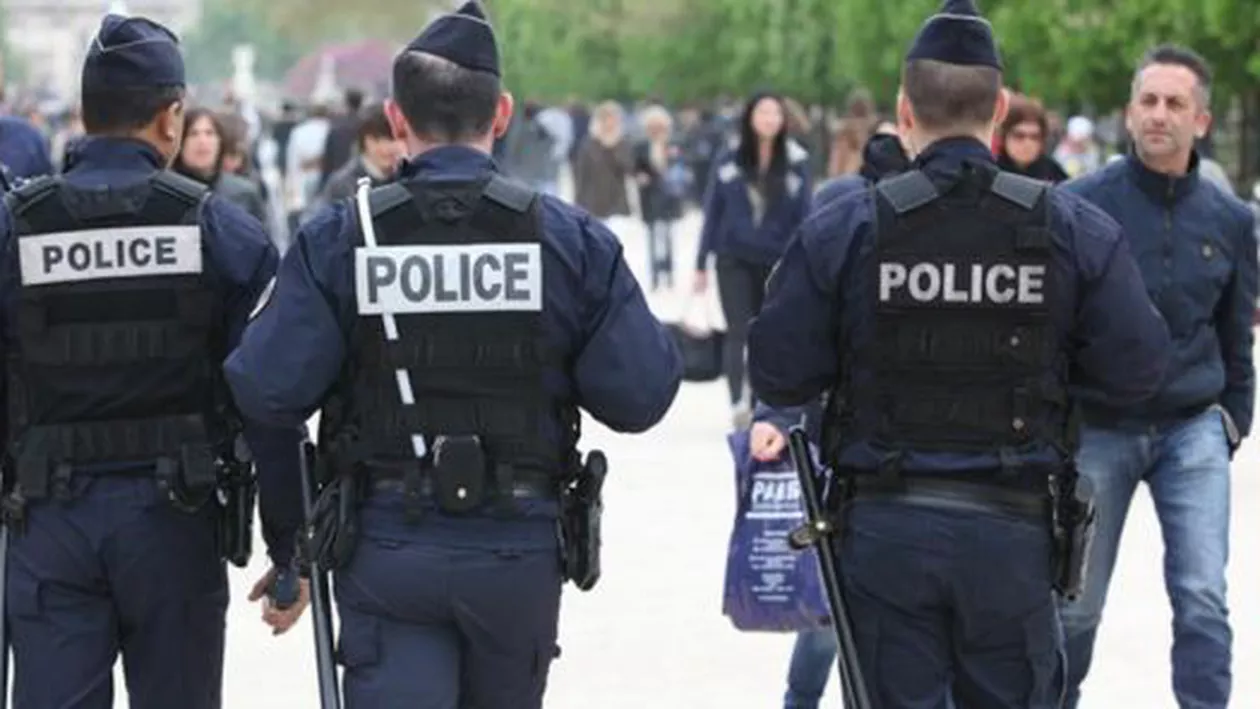 Alertă în Paris: Poliția este în căutarea unui refugiat din Afghanistan care ar plănui un atac
