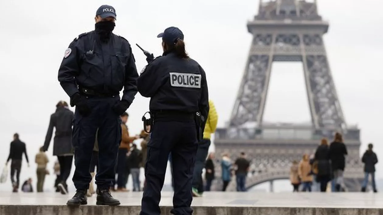 Un imigrant afgan, suspectat că plănuia un atentat în Paris, a fost arestat