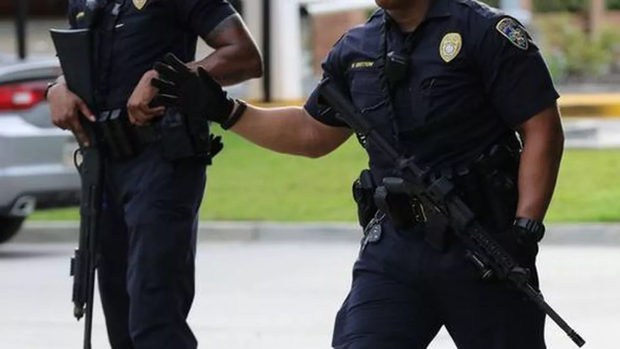 Alertă cu bombă la un turn de birouri din Statele Unite. „Situaţia este în curs de investigare”