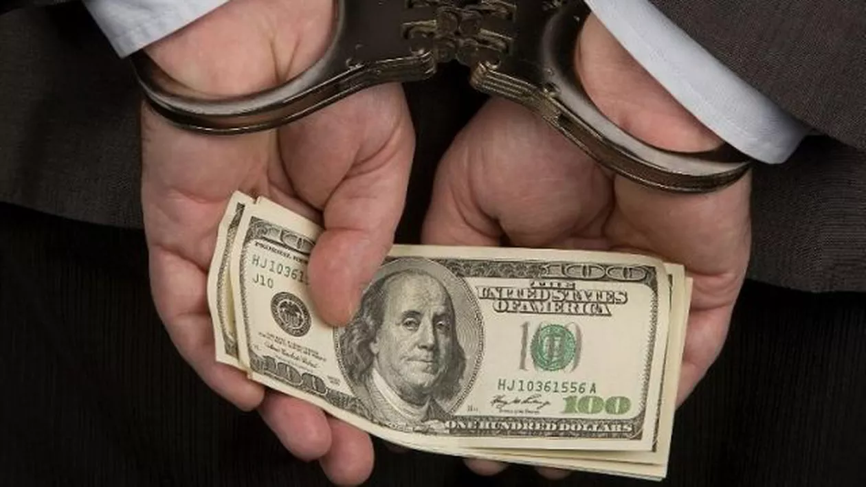 Rezolvă testul: "Recunoaște marii corupți din România!"