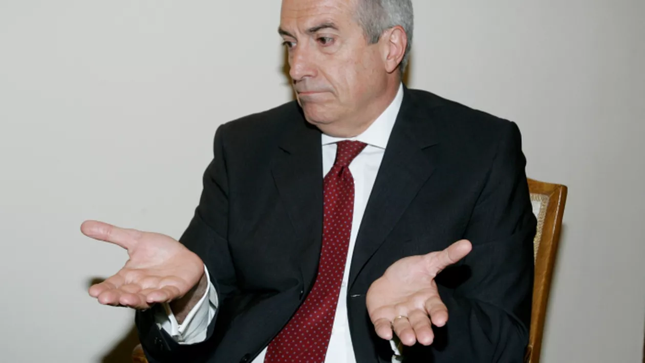 Tăriceanu s-a mai ales cu o plângere penală la DNA după ce și-a reînnoit permisul de conducere ocolind o coadă de circa o mie de persoane (VIDEO)