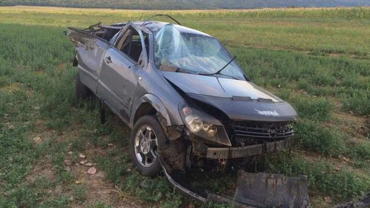 PLANUL ROȘU de intervenție ACTIVAT în Vrancea: Opt răniți, printre care și un copil într-un grav accident rutier