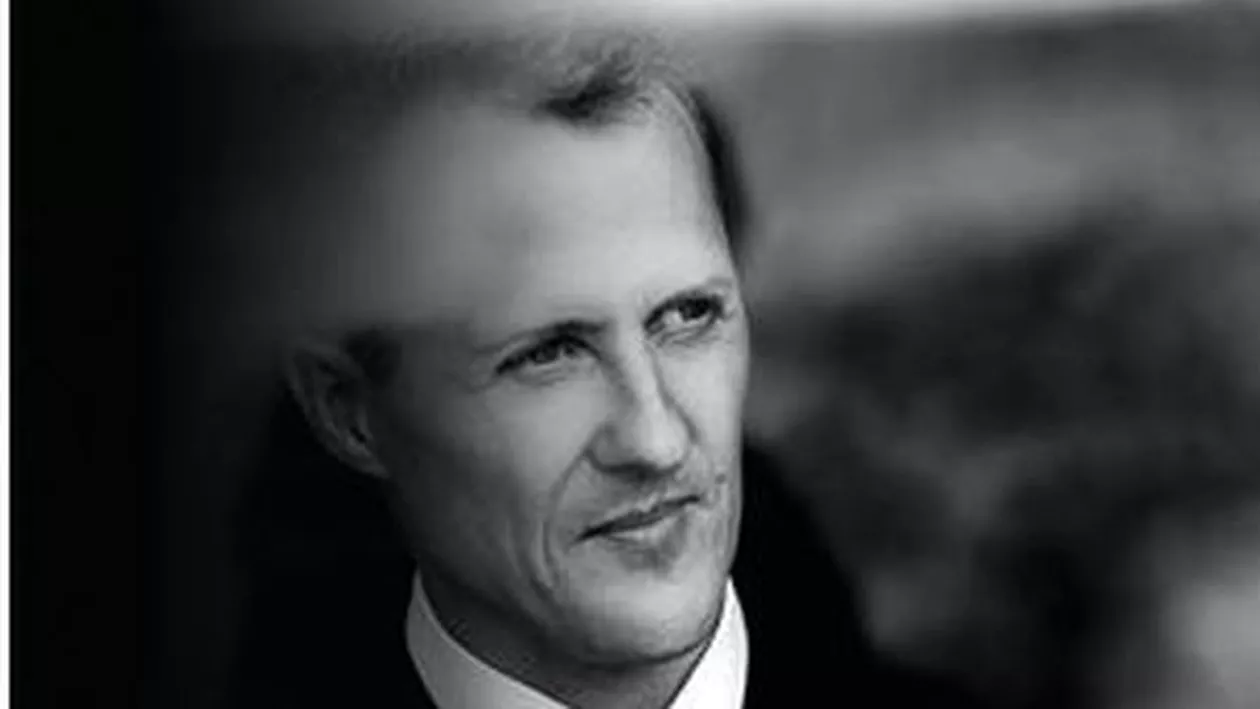 Fotografie alb-negru cu Schumacher, postată pe Facebook de staff-ul fostului pilot de Formula 1 (FOTO)