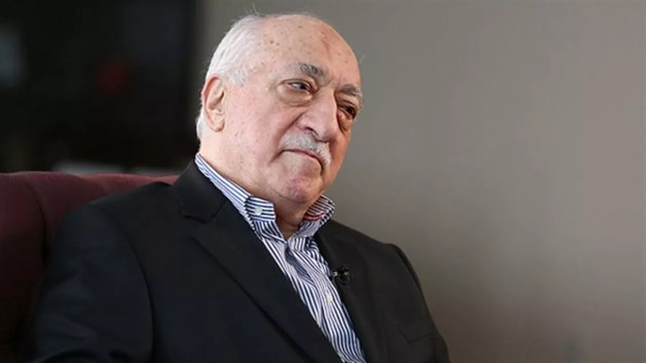 Ce îl așteaptă pe Fethullah Gulen dacă se întoarce acasă: Procurorii turci cer condamnarea clericului la două sentințe de închisoare pe viață