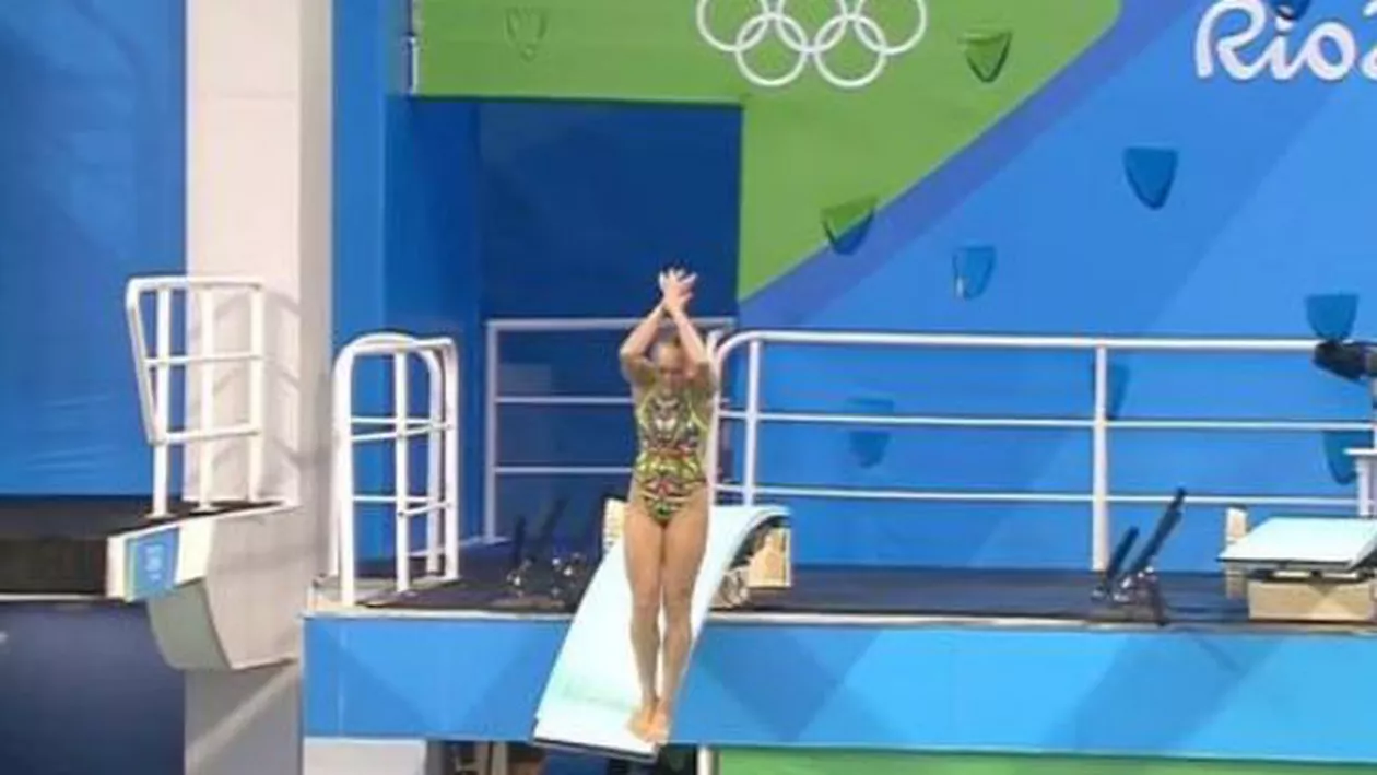 Prima notă de ZERO din istoria Jocurilor Olimpice: O rusoaică a "reușit" cea mai proastă performanţă la săritura în apă (VIDEO)