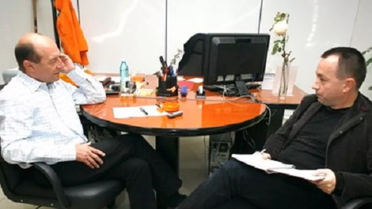 Confruntare în direct între Băsescu și Tolontan pe tema dezinfectanților diluați de la Hexi Pharma (VIDEO)