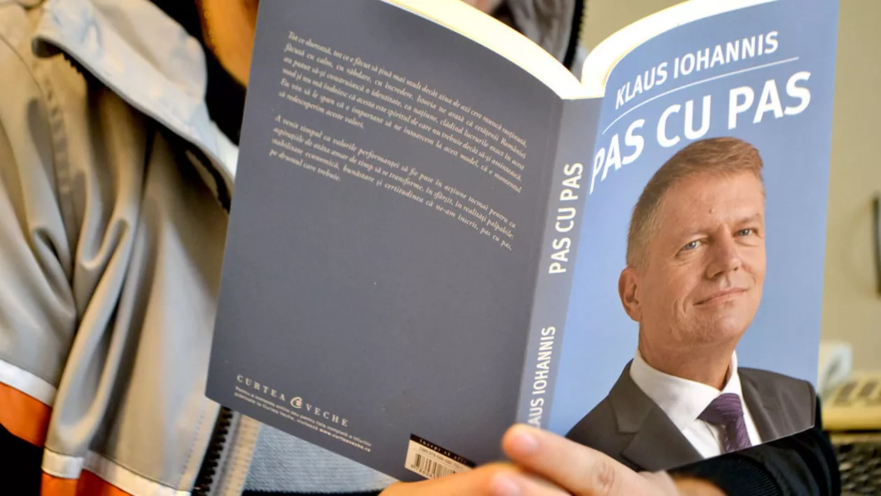 Autoritățile din România au mințit în scandalul cărții președintelui Klaus Iohannis lansată în China (FOTO)