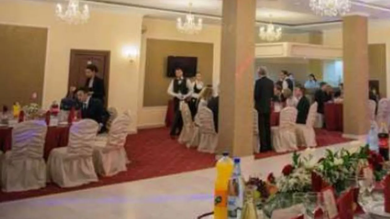 ”Viața a avut alt plan cu noi!” – Un cuplu din Vâlcea își vinde nunta: Cedăm restaurant, formație și servicii foto+video