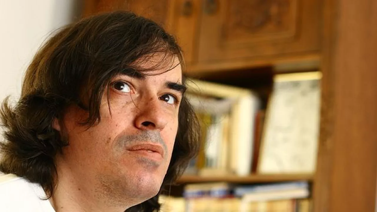 Cărtărescu ia apărarea generației Facebook, după atacul rectorului UBB: "Nu cred că e bine să vedem doar pericolele noului fel de realitate"