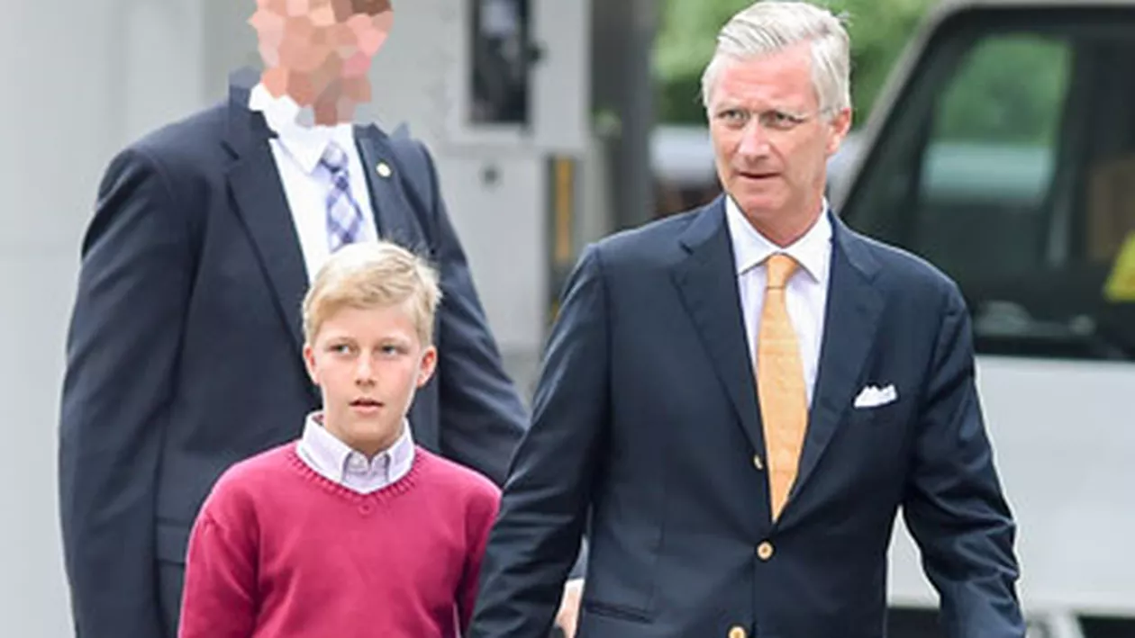 Și copiii Casei Regale se întorc la școală! Prințul Emmanuel îi seamănă din ce în ce mai mult tatălui său (FOTO)