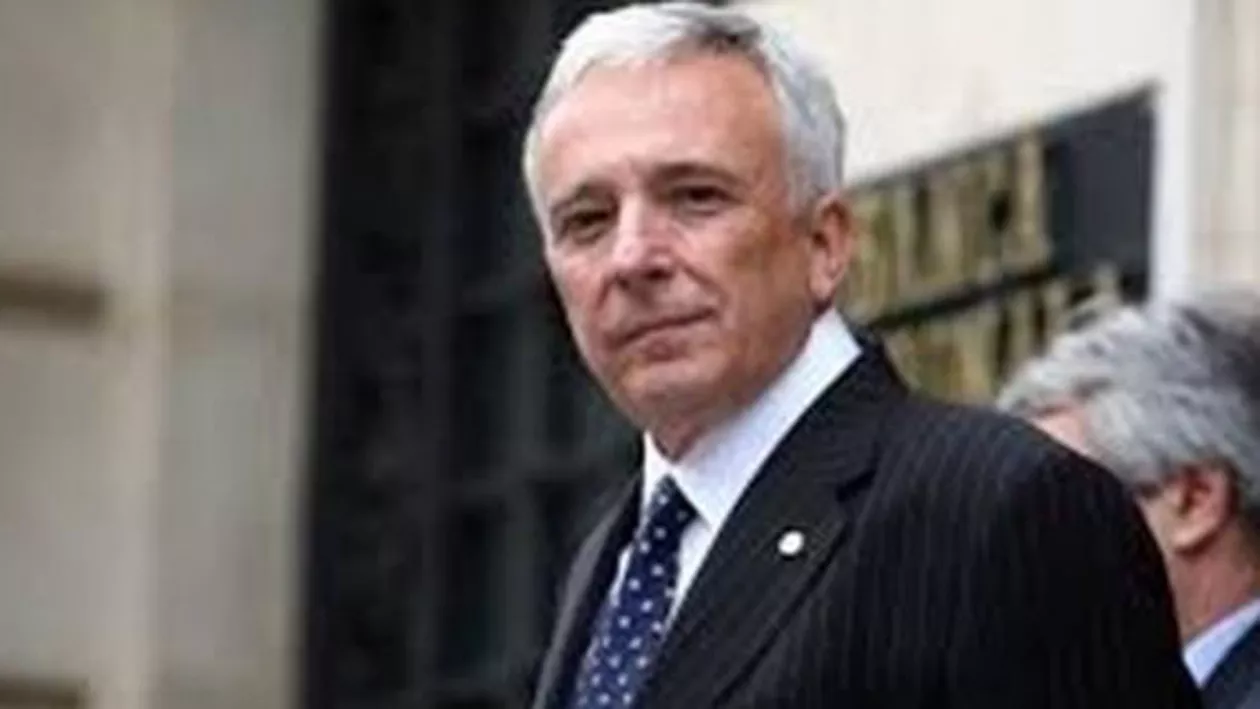 Mugur Isărescu a încasat anul trecut un venit de 1,1 milioane de lei. BNR vine cu noi explicații despre salariul guvernatorului (VIDEO)