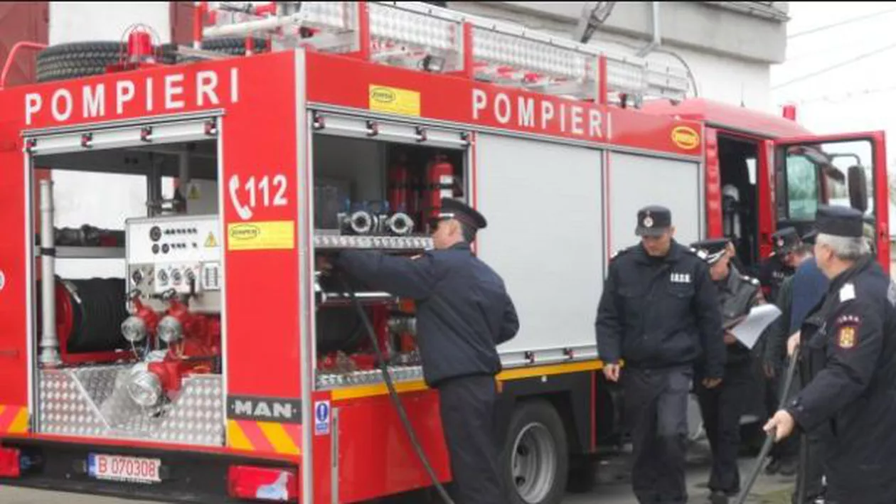 Accident GRAV în Buzău: O cisternă și două TIR-uri au intrat în coliziune. ISU a instituit cod roşu