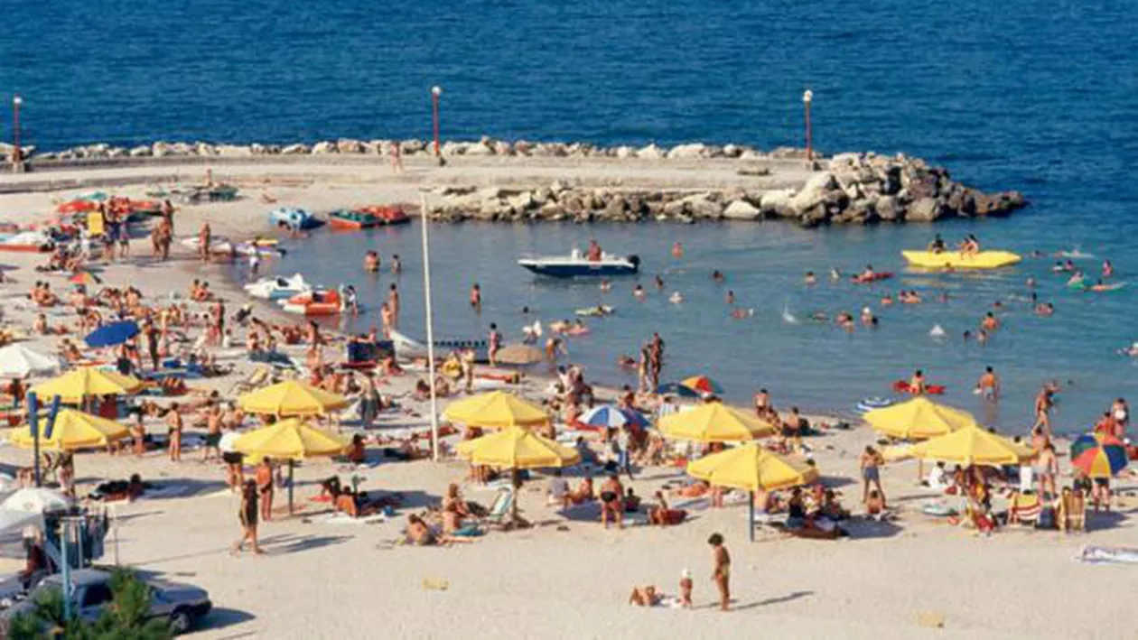 Ultima plajă: Prețuri de toamnă, temperaturi de vară, la mare (VIDEO)