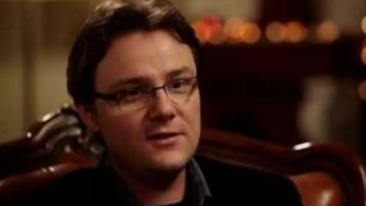 Vlad Mixich, critici pentru Mihai Gâdea după interviul cu Olivia Steer: Un tip care îşi demonstrează în direct incompetenţa în jurnalism face un interviu cu o tipă care nu are absolut nicio competenţă în subiectul despre care vorbeşte