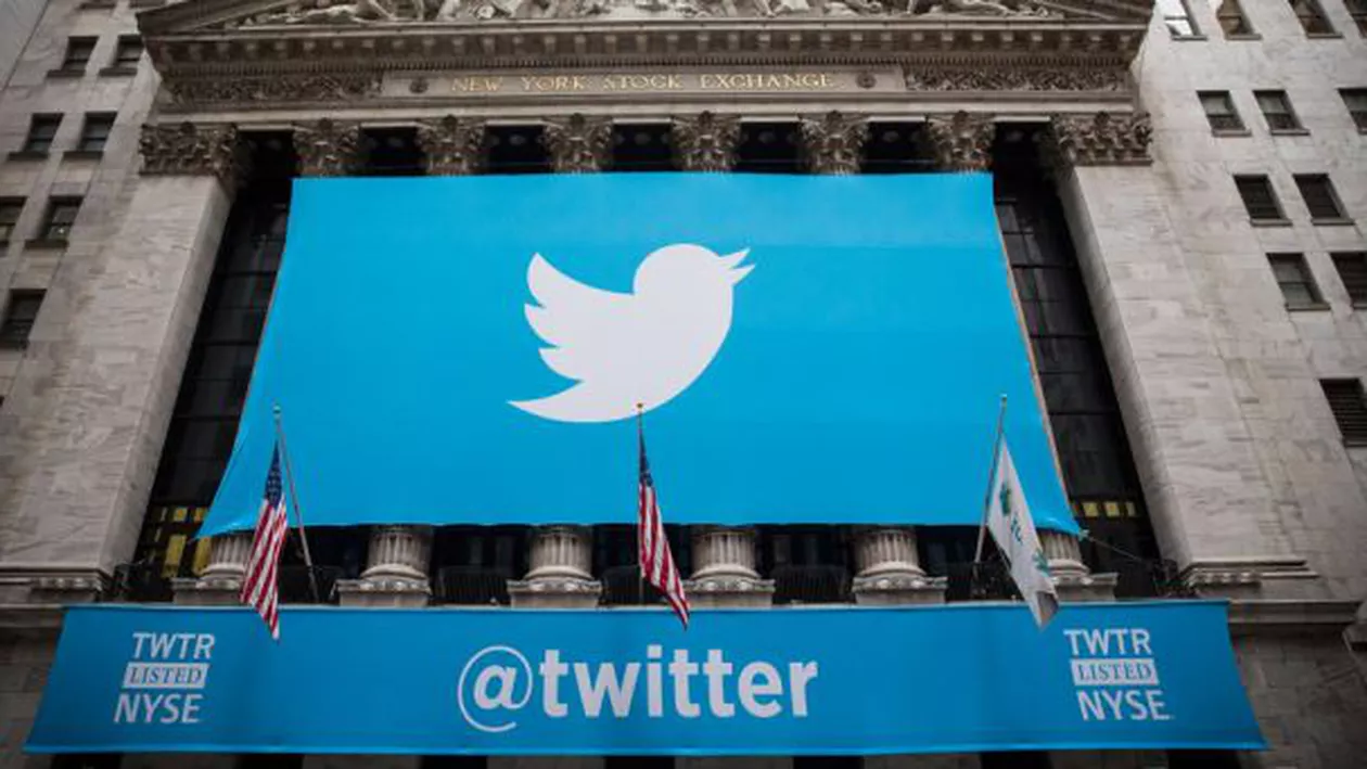 Twitter ar putea fi scos la vânzare: Google și Salesforce interesate de preluarea companiei