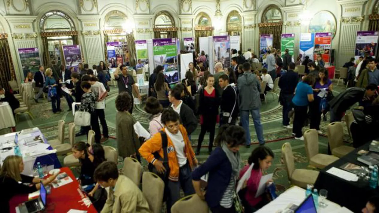 Oportunități de studiu în străinătate: 70 de universități din toată lumea își prezintă oferta în România (VIDEO)