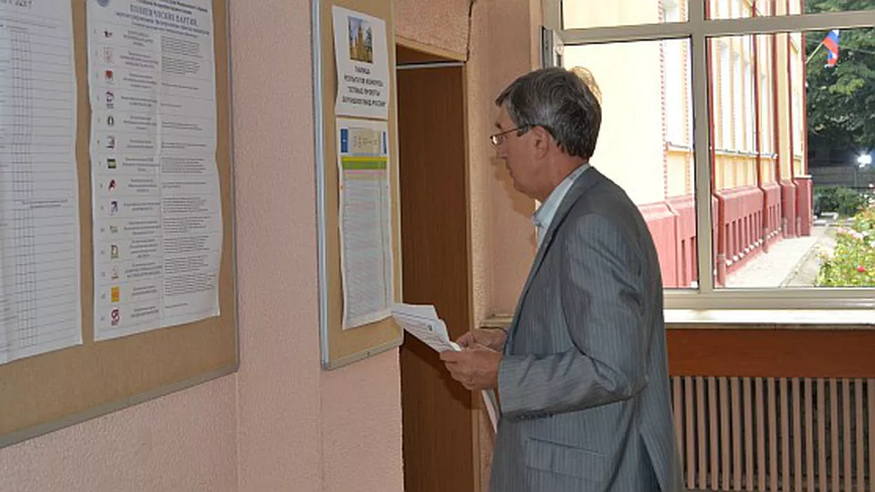 ATENŢIE, LIMBAJ LICENŢIOS! Cât de tolerantă este Ambasada Rusiei la Bucureşti cu libertatea de opinie: “Am crezut ca eşti deştept, dar de fapt eşti doar un golan incult!” (FOTO)