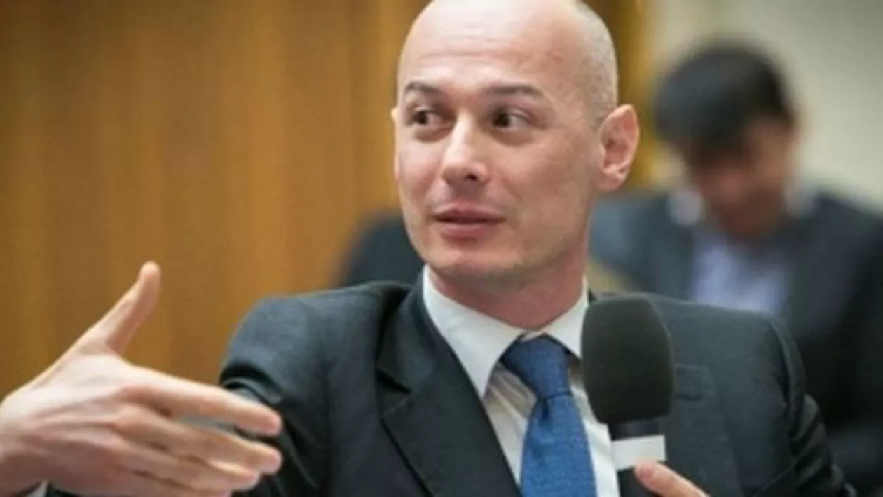 Bogdan Olteanu râmâne în continuare sub control judiciar: Fostul viceguvernator BNR poate lua legătura cu membrii familie sale, martori în dosar