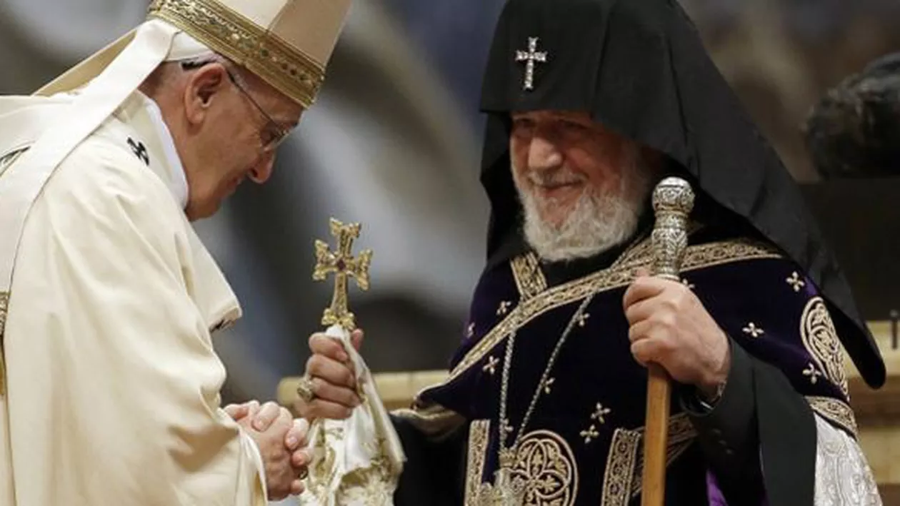 Proteste pe aeroport la sosirea Papei Francis pentru prima oară în Georgia (VIDEO)