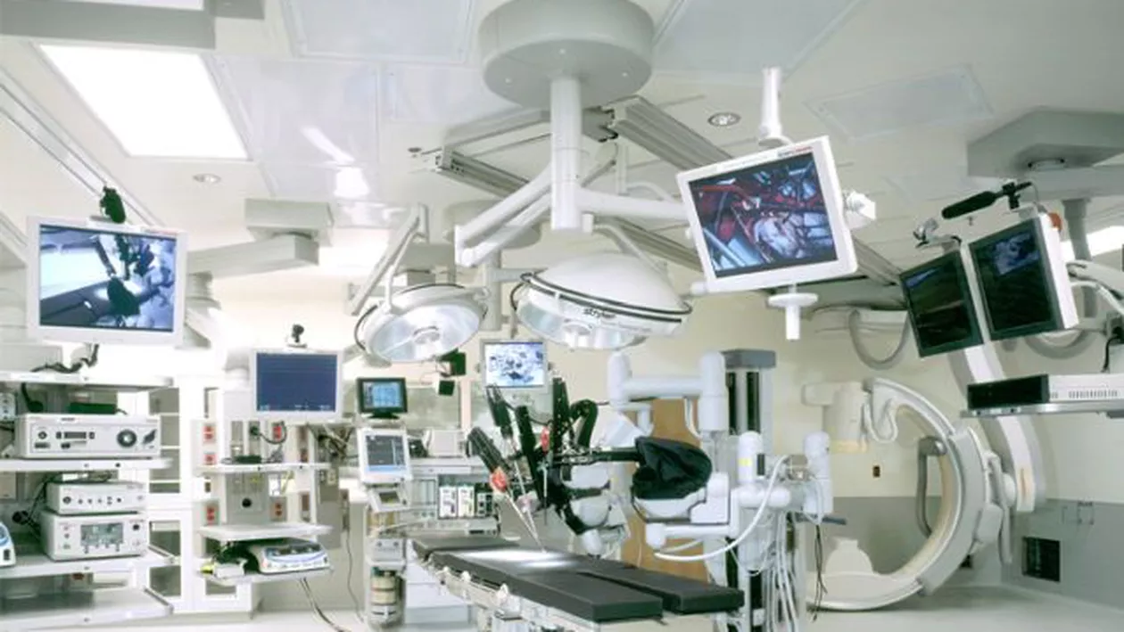 Virgil Ionescu de la Spitalul Sanador: "Nu poţi fi un medic bun, oricât de multe ştii, dacă aparatul pe care lucrezi, care produce examinările sub coordonarea ta, nu este bun"