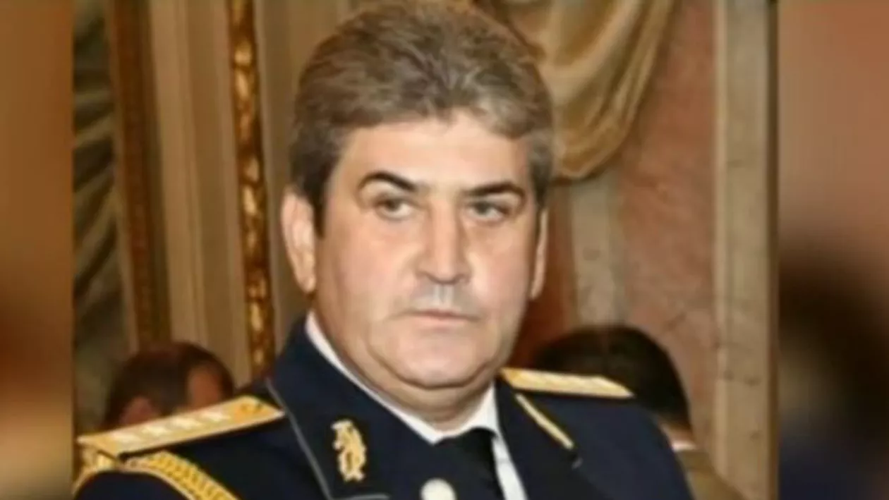 Cum a obţinut Gabriel Oprea cea de-a patra stea de general: "Domnul președinte a apreciat modul în care mi-am dat demisia de la Ministerul de Interne" (VIDEO)