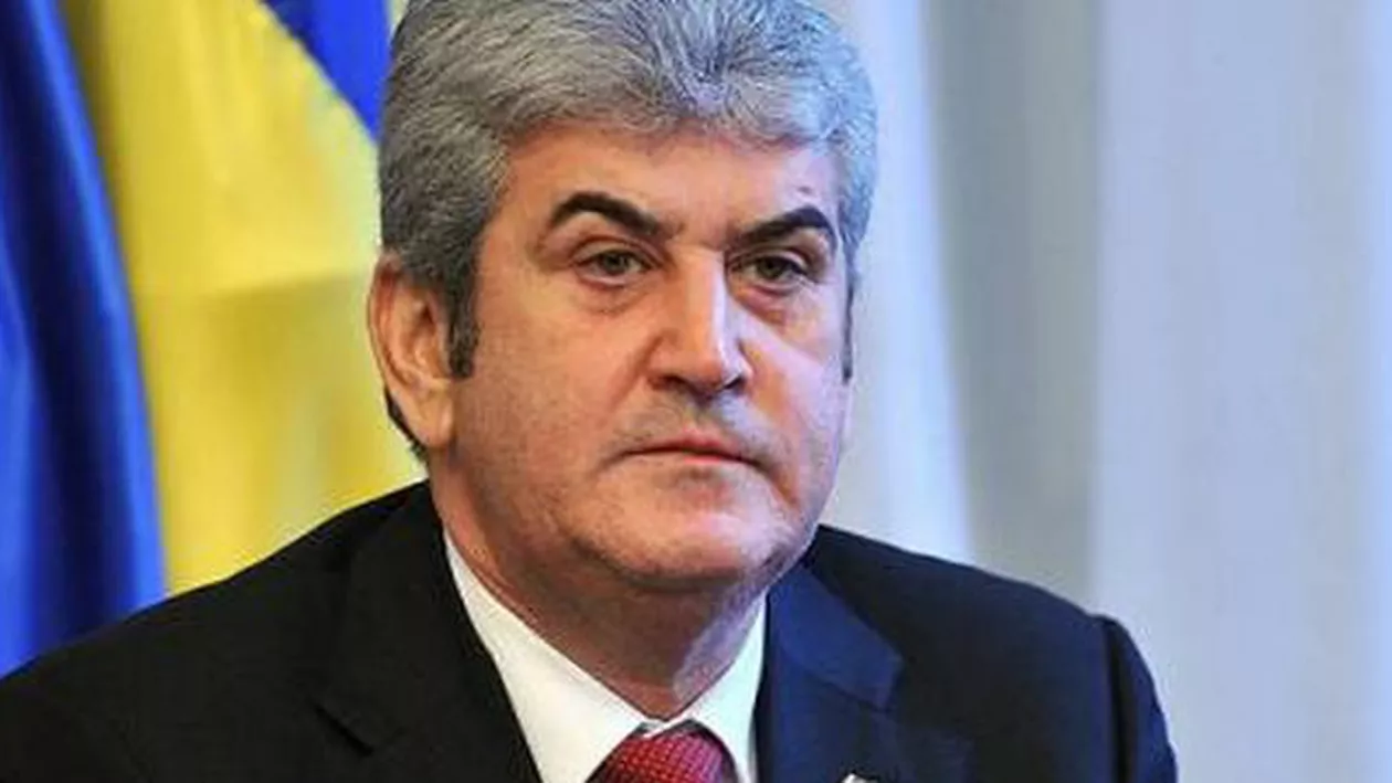 „Miza pe faptul că nimeni nu avea curajul să-l verifice. Să contești pedigree-ul unui nepot de nomenclaturist era un păcat letal”. Jurnalistul Silviu Sergiu, detalii INCREDIBILE din viața lui Gabriel Oprea