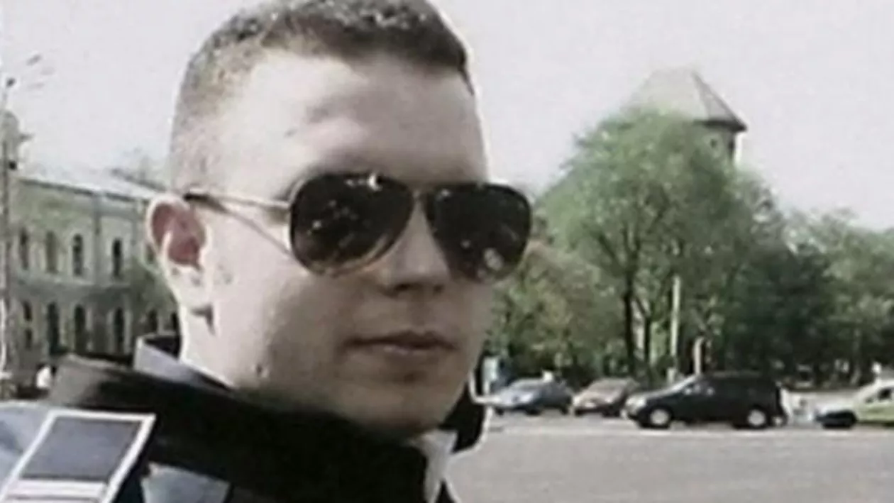 Mama polițistului Gigină, despre moartea acestuia: Şoferul domnului Oprea a oprit, ba chiar a ieşit din maşină să alerge către Bogdan, dar în secunda doi a fost întors şi i s-a ordonat să meargă mai departe