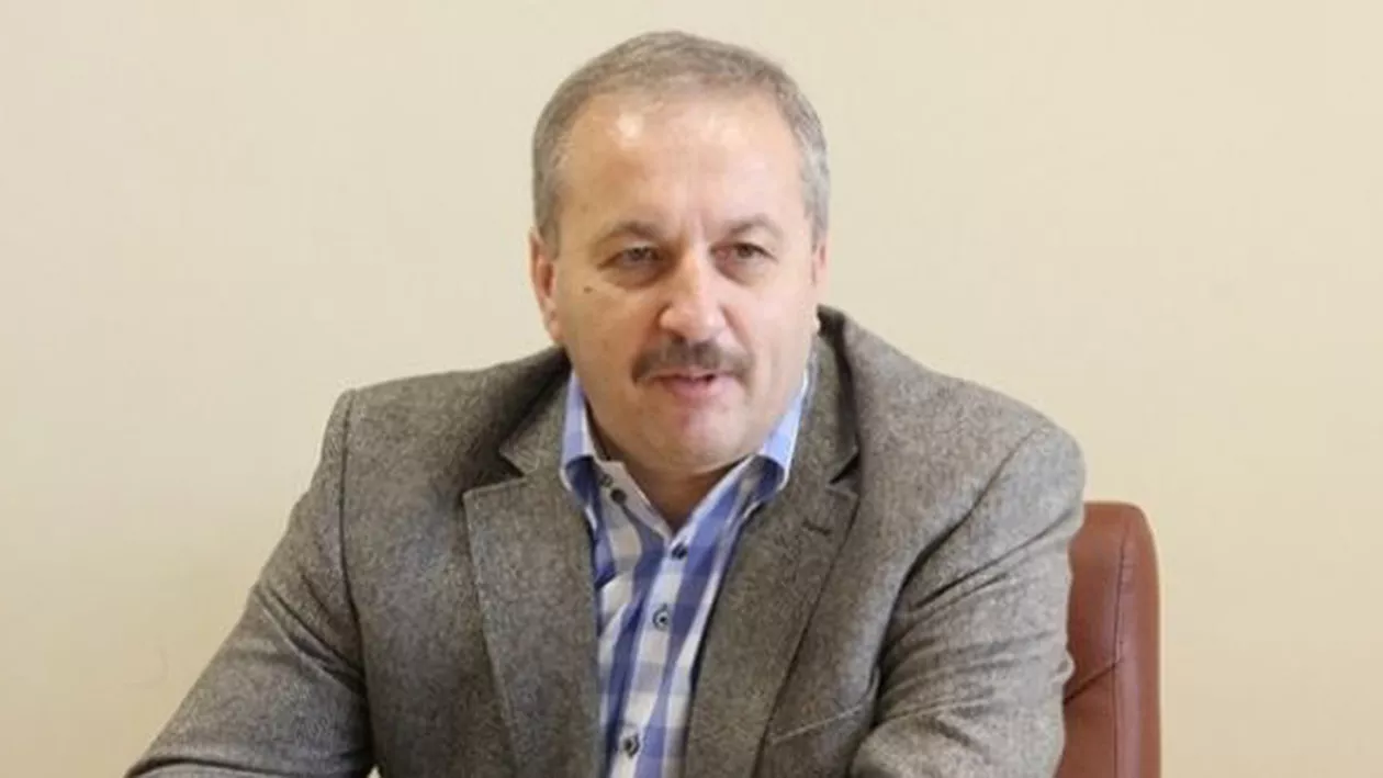 Bloomberg: Vasile Dîncu primul potențial candidat pentru funcția de premier al României după alegeri