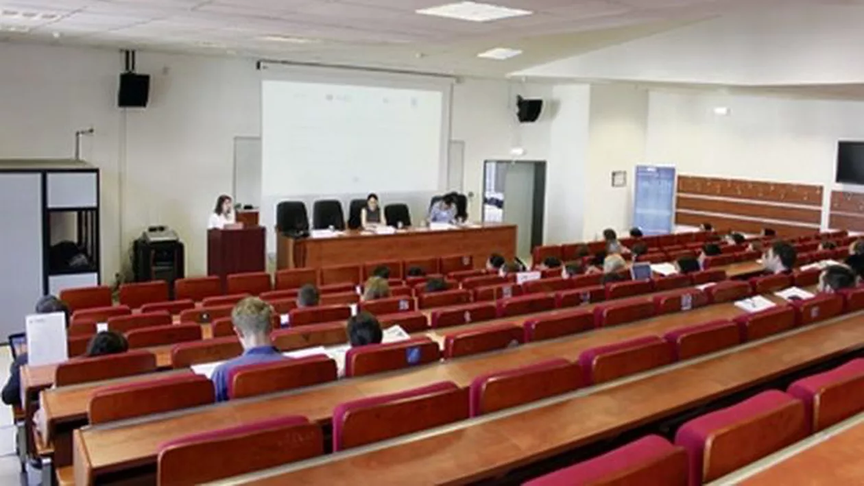 Elevii de liceu nu mai vor la facultate: România produce din ce în ce mai puțini absolvenți de studii superioare (VIDEO)