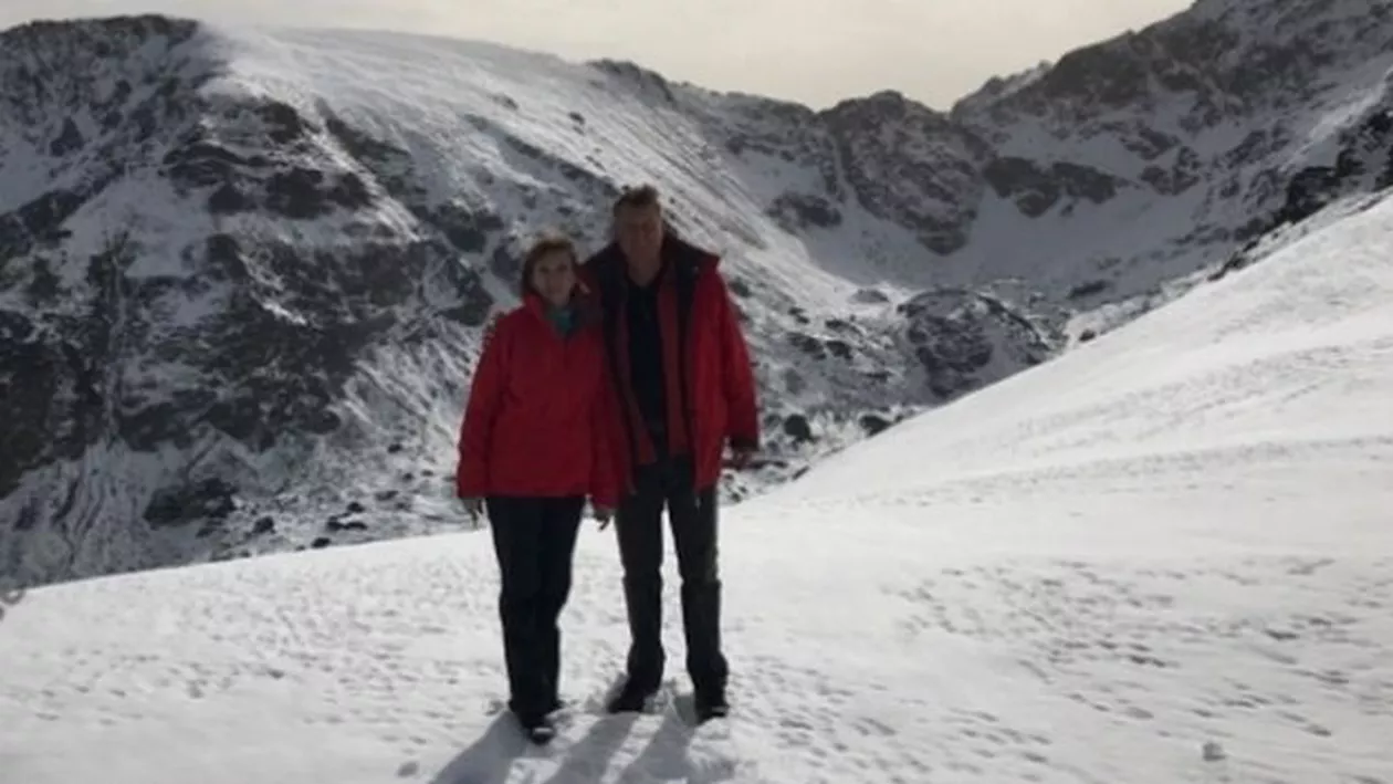 Carmen Iohannis, uimită pentru că din echipele de Salvamont fac parte și femei