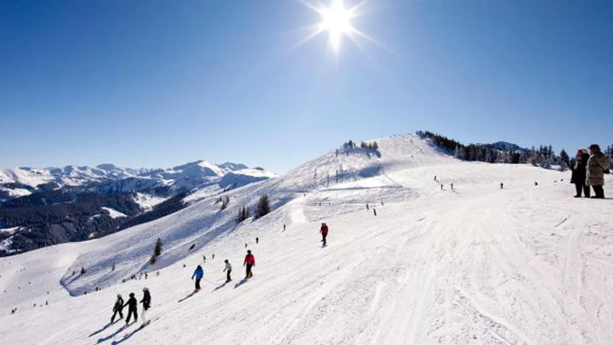 Destinațiile preferate ale românilor pentru vacanțele la schi: Austria și Bulgaria