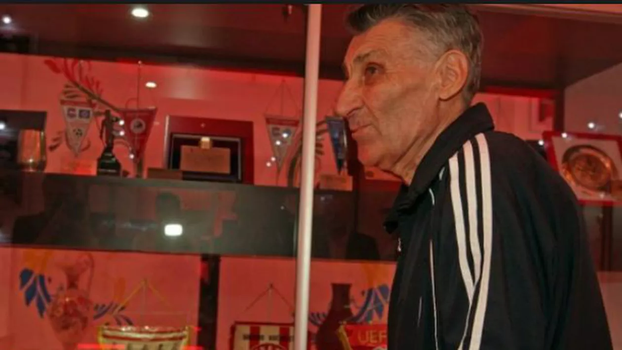 Fost jucător al lui Dinamo, câştigător a patru titluri de campion, a încetat din viaţă