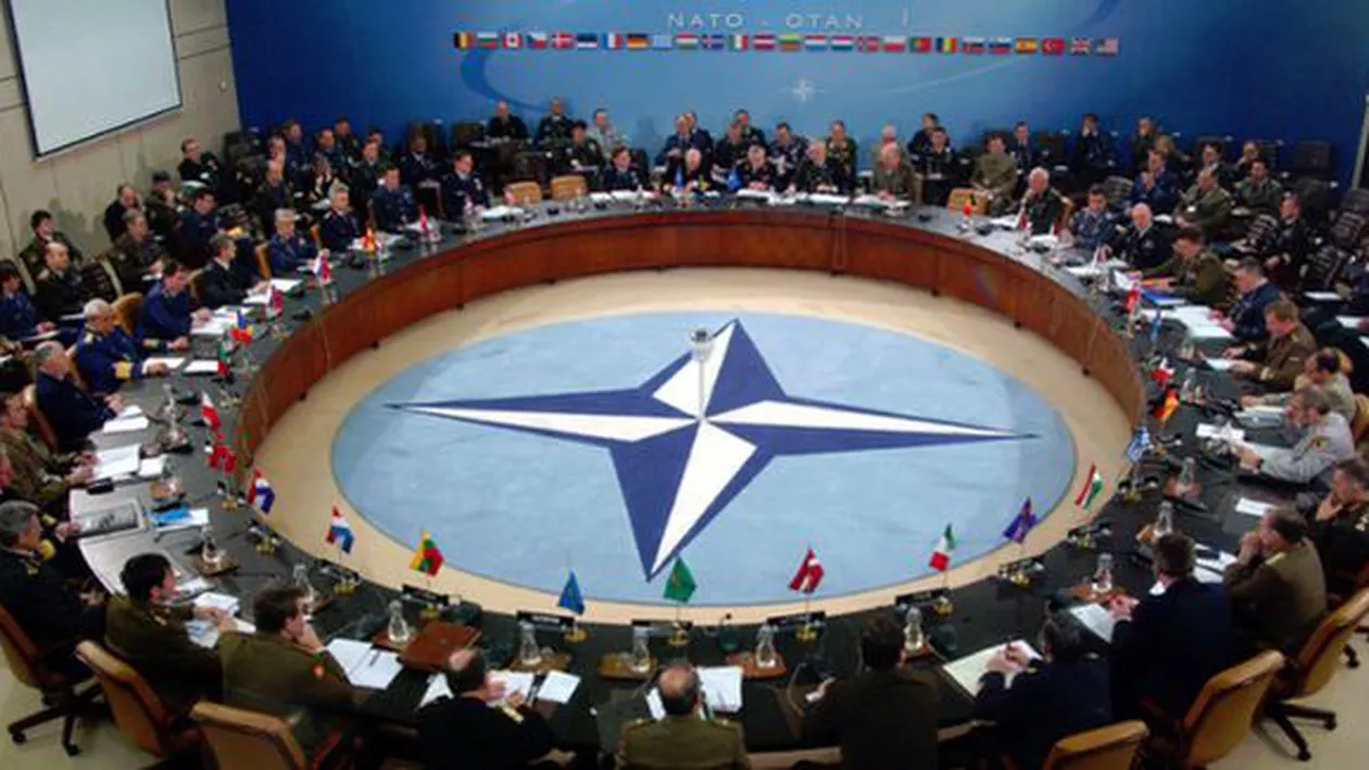 Germania: Politica NATO, numită o "autostrada către iad" într-un show de stand-up comedy politic