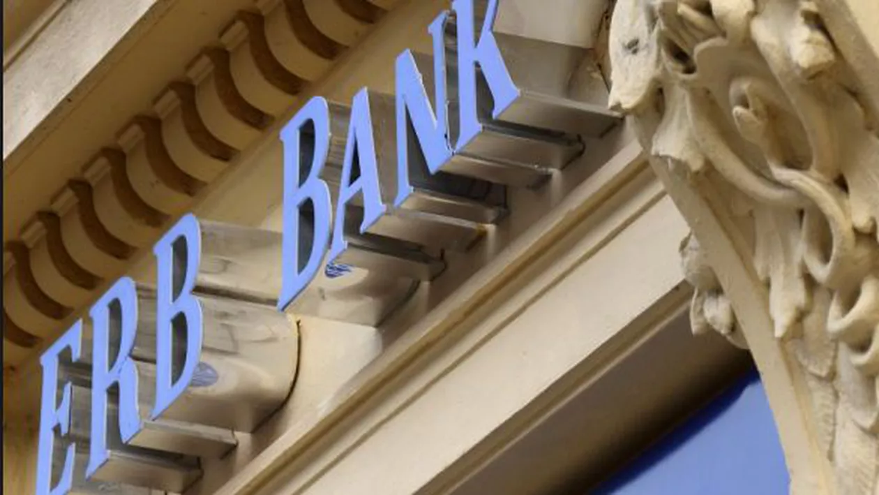 Cehia: Licența băncii rusești ERB Bank controlată de omul de afaceri Roman Popov, a fost retrasă