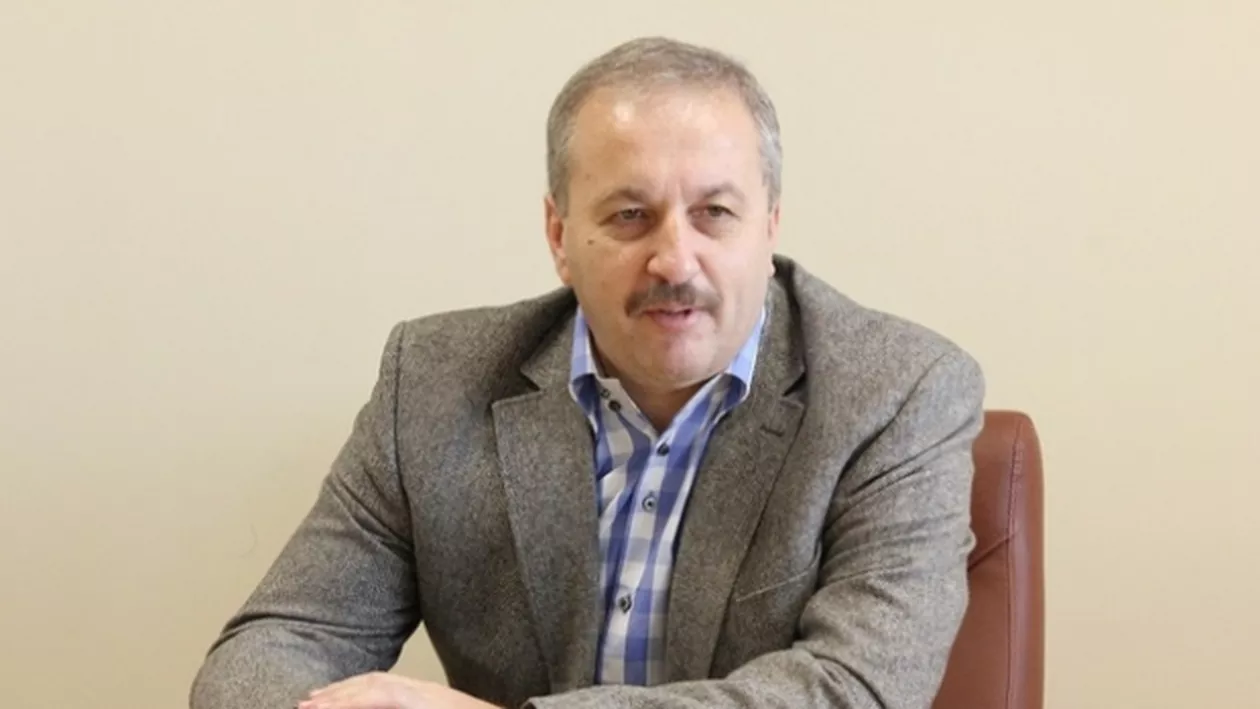 „Nu am crezut că o să-l văd pe Dacian pe afişe de partid în această campanie”. Ce spune vicepremierul Vasile Dîncu despre Cioloș și ce planuri de viitor are