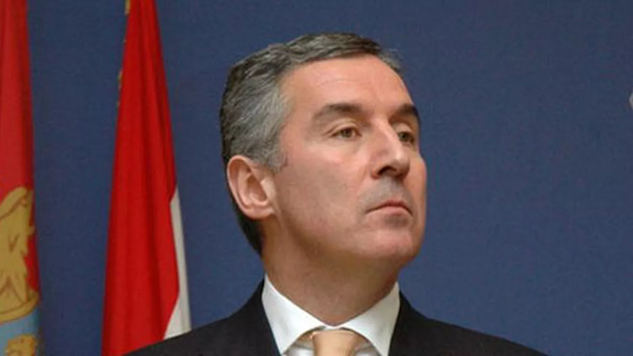 Premierul Muntenegrului, aflat de 25 de ani la conducerea țării, demisionează, după ce a sugerat că Rusia a fost implicată într-un presupus complot din ziua alegerilor